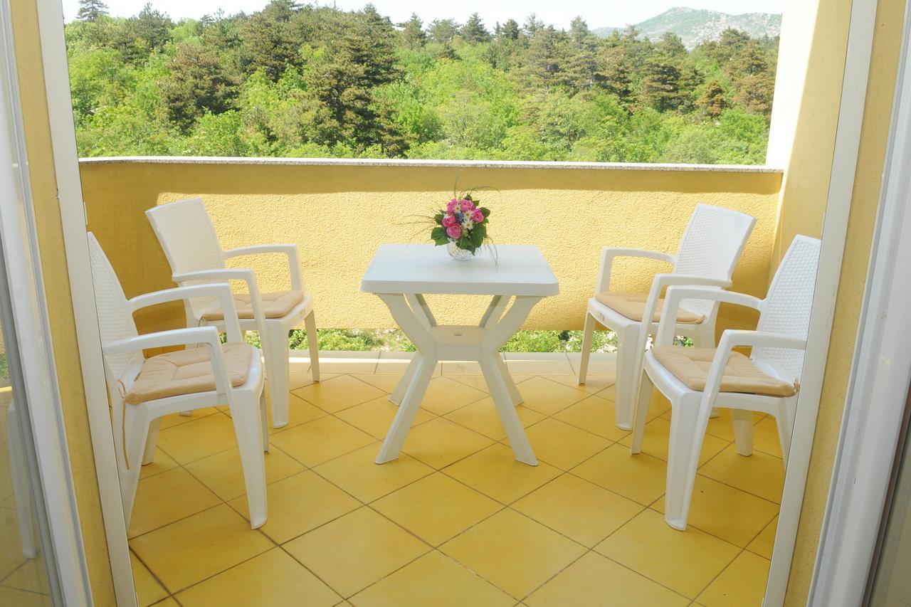 Principium Apartments Klenovica Bagian luar foto
