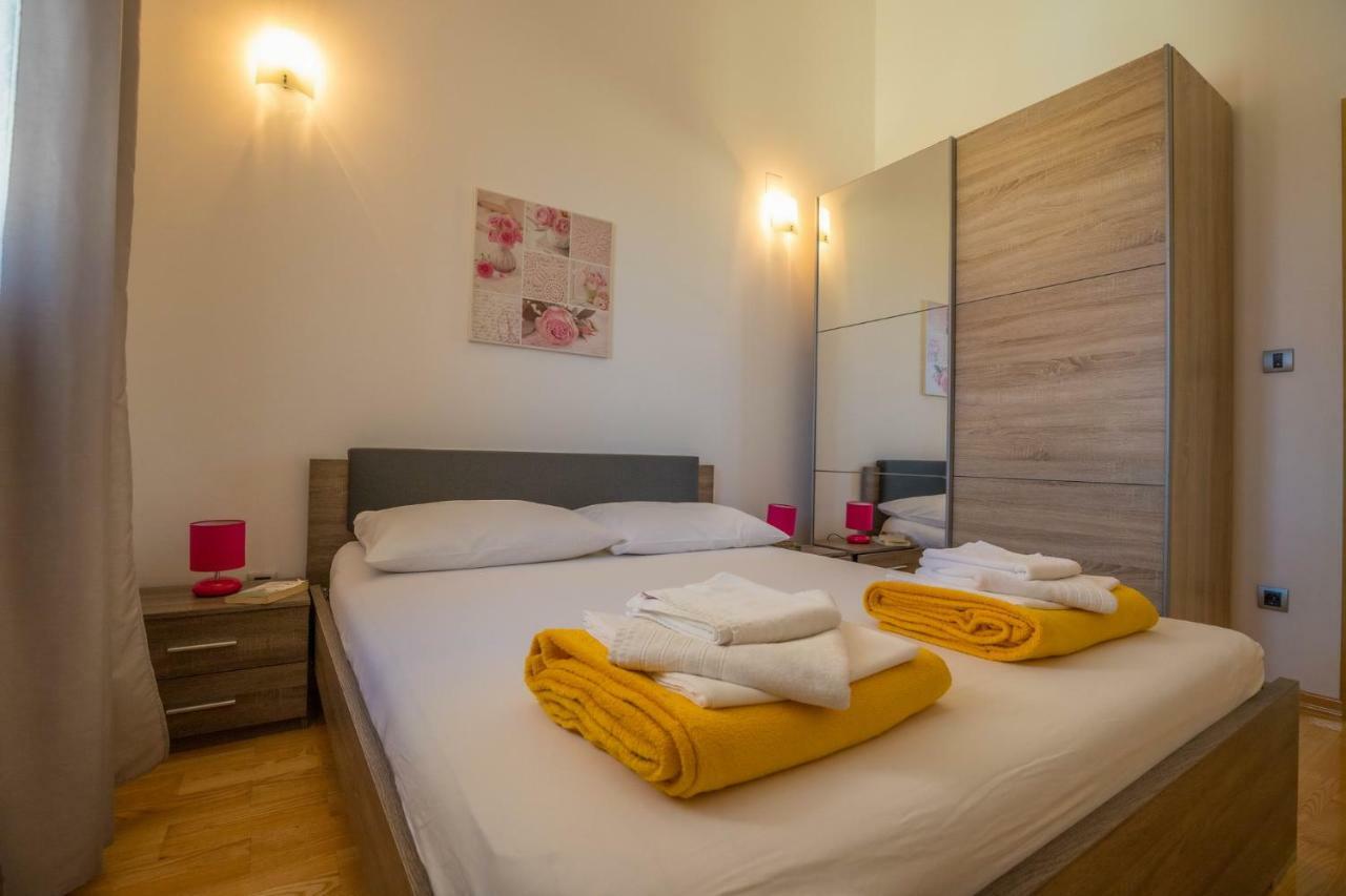 Principium Apartments Klenovica Bagian luar foto