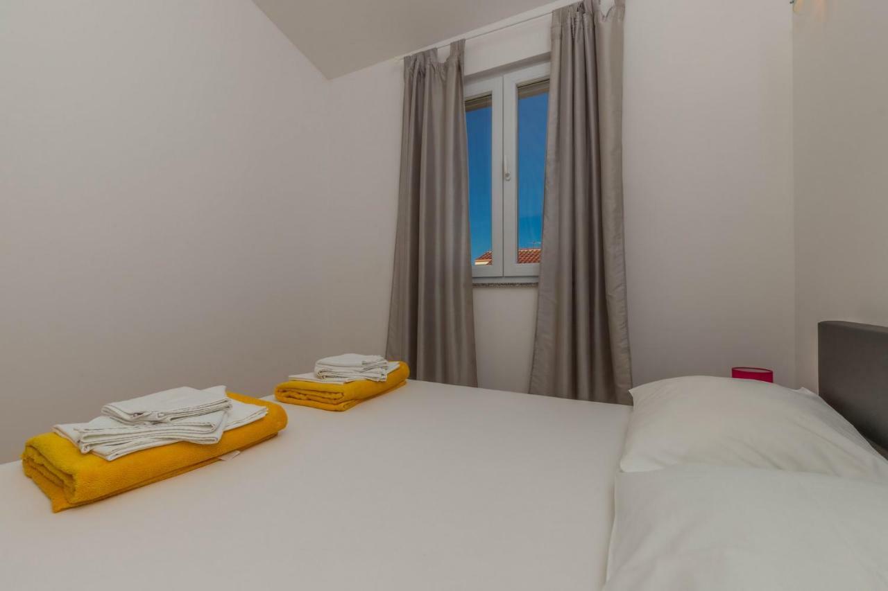 Principium Apartments Klenovica Bagian luar foto